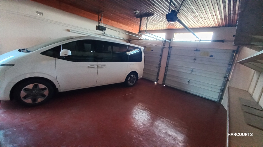 To Let 4 Bedroom Property for Rent in Gatesville Western Cape